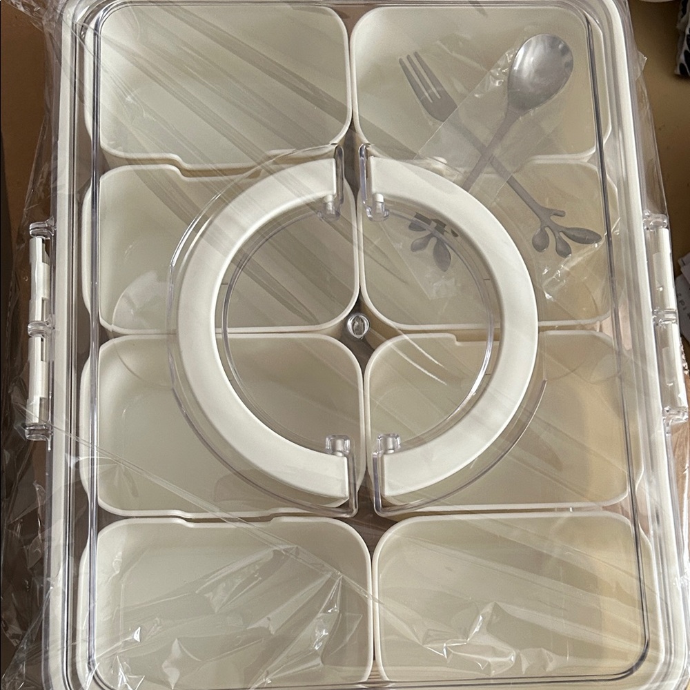 Snack Box with 9 separate compartments With Spoon and Fork, Clear and White -NEW